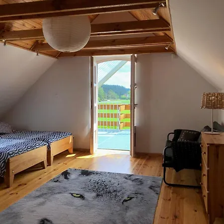 Dom W Puszczy * Nowe Kwiejce