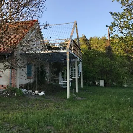 Dom W Puszczy * Nowe Kwiejce