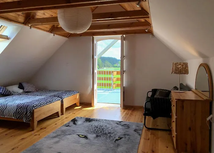 Dom W Puszczy * Nowe Kwiejce